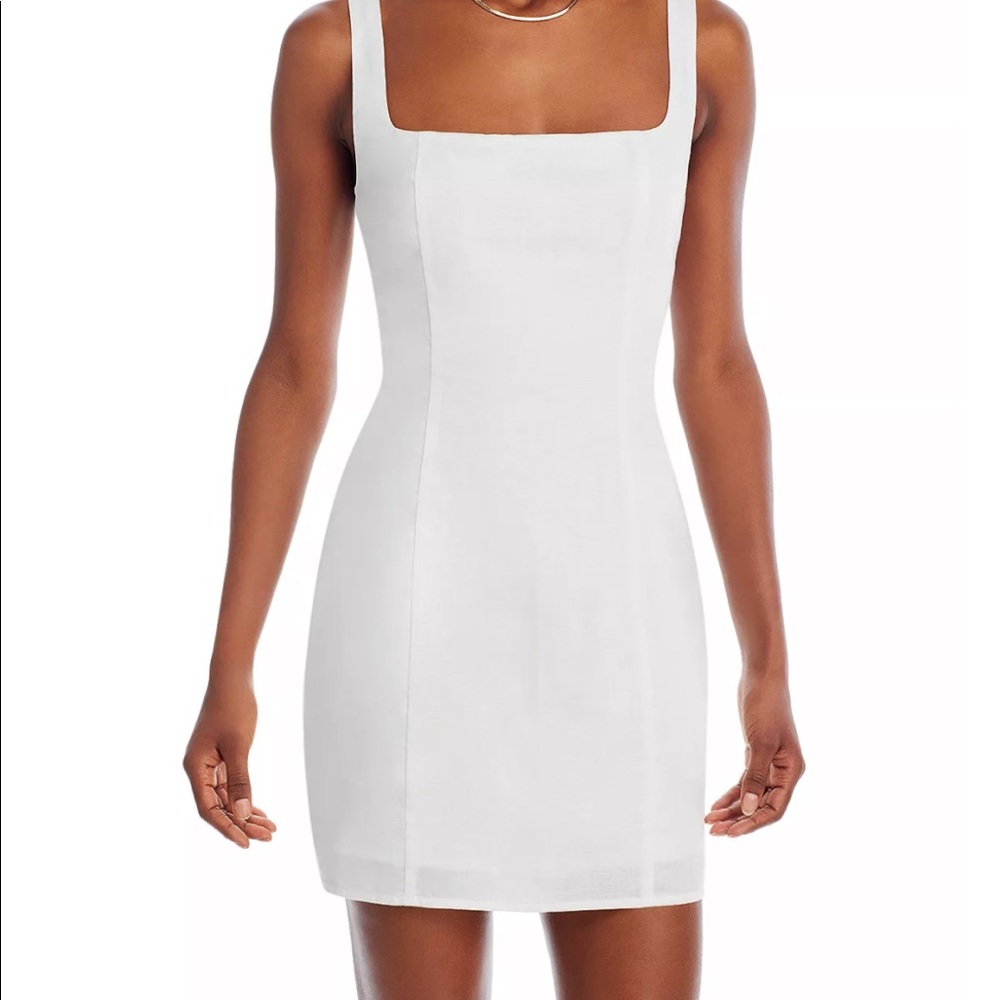 AQUA Bloomingdale’s White Linen Square Neck Dress